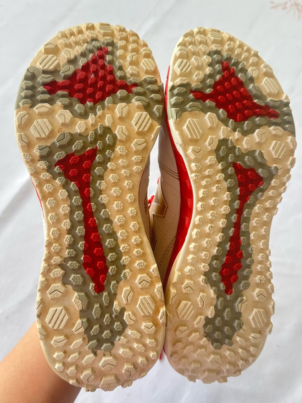 New Balance Women's Fresh Foam Velo v1. Size 8.5 - Picture 6 of 9